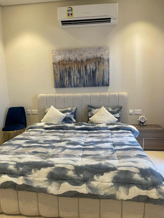 Sifa Beachfront Apartment Muskat Bagian luar foto